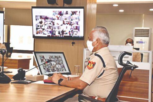 Delhi Police chief anguished, directs clearance at the earliest Delhi Police chief anguished, directs clearance at the earliest