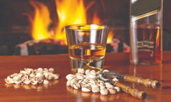 Delhi lowers legal drinking age to 21 yrs Delhi lowers legal drinking age to 21 yrs