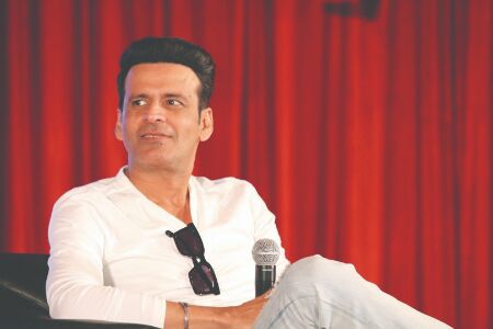 Actors Kangana, Manoj, Dhanush bestowed with top honours Actors Kangana, Manoj, Dhanush bestowed with top honours