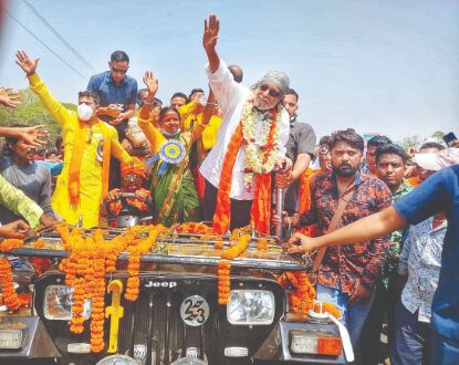 3 BJP heavyweights, Mithun hit poll trail with bouquet of vows