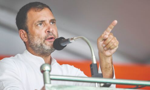 TN CM doesnt want to bow before Modi but he has to: Rahul Gandhi TN CM doesnt want to bow before Modi but he has to: Rahul Gandhi