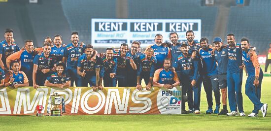 India beat England by seven runs in third ODI India beat England by seven runs in third ODI