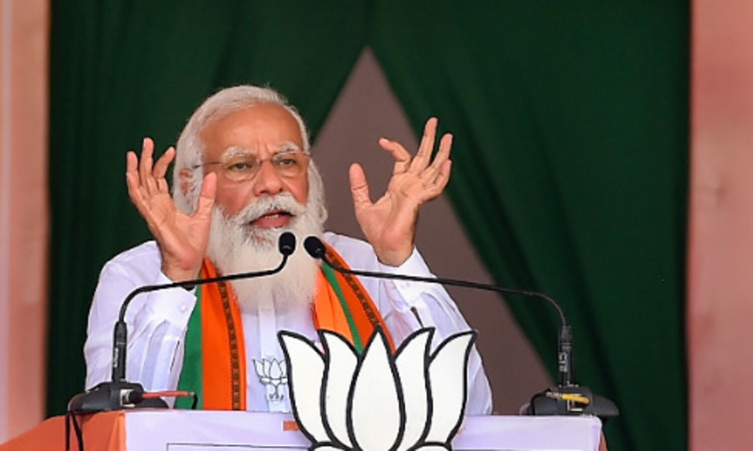 People in Assam have shown Congress-led alliance red card: PM