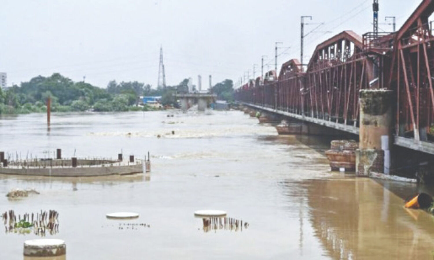 CM Kejriwal unhappy with delays in Clean Yamuna project