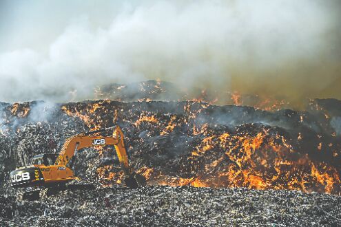 EDMC fined Rs 40 lakh over Ghazipur landfill fire