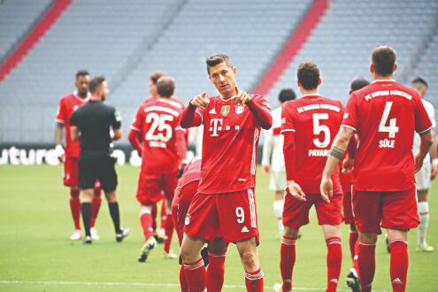 Stellar games in Germany, France head European title races Stellar games in Germany, France head European title races
