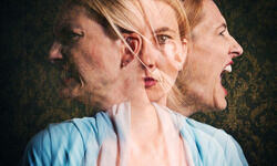 Back and forth the extremes Back and forth the extremes