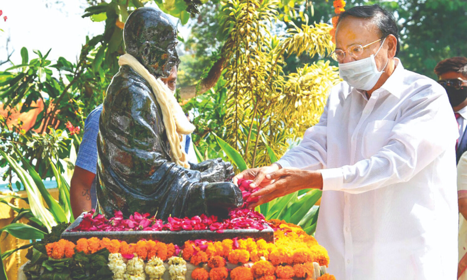 Venkaiah Naidu calls for building new India by 2047