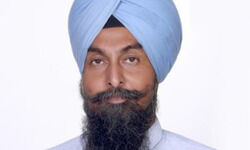 Captain-Badal equally responsible for destroying Punjab: Kultar Singh Sandhwan Captain-Badal equally responsible for destroying Punjab: Kultar Singh Sandhwan