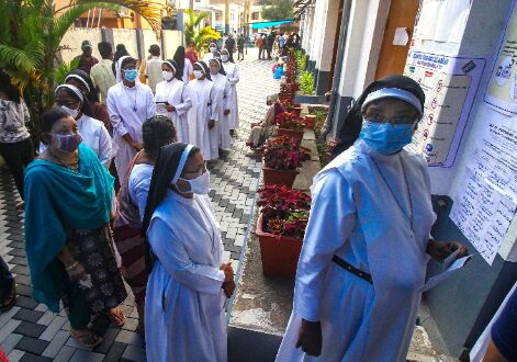 Ker elections: Minor incidents of violence reported in some places as polling percentage crosses 71 per cent