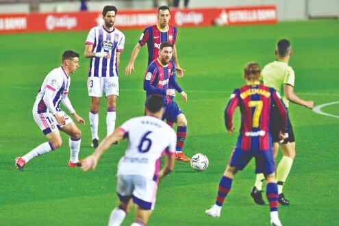 Barcelona net late winner, cut Atléticos lead to 1 point Barcelona net late winner, cut Atléticos lead to 1 point