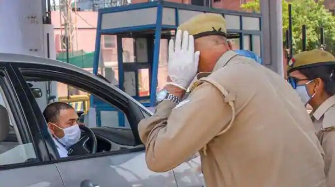 Wearing mask compulsory even while driving alone during pandemic: HC Wearing mask compulsory even while driving alone during pandemic: HC