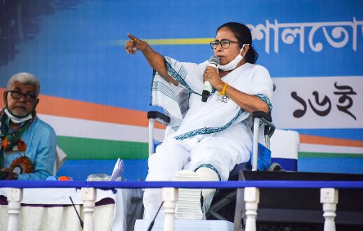 CRPF harassing voters in Bengal at Shahs behest: Mamata CRPF harassing voters in Bengal at Shahs behest: Mamata