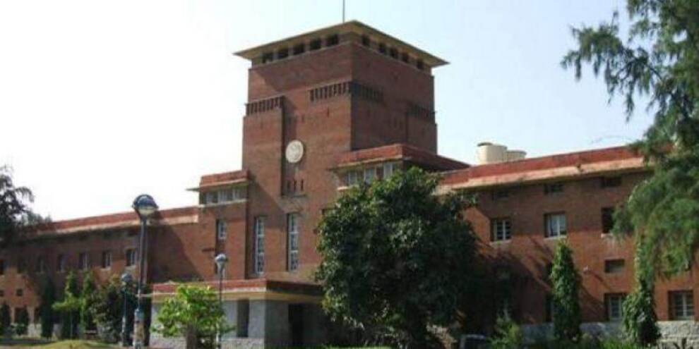 As Delhi University shuts offline classes, students insist on reopening