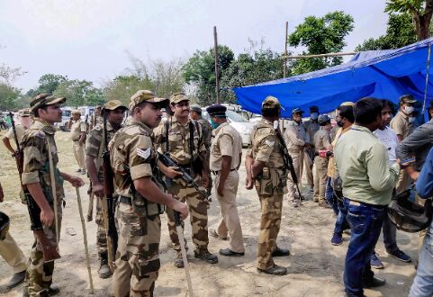 Political storm erupts after 5 killed during Bengal poll including 4 in CISF firing Political storm erupts after 5 killed during Bengal poll including 4 in CISF firing