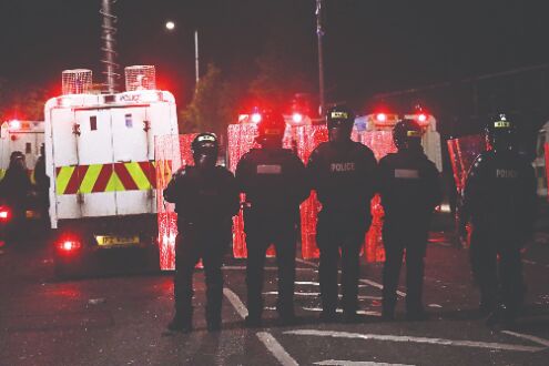 Northern Irish loyalists ask for changes, call to end violence Northern Irish loyalists ask for changes, call to end violence
