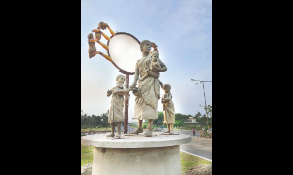 Sculpture of Durga as migrant worker installed at New Town