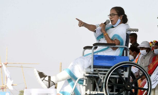 BJPs tactics cannot hold me back, I am a street fighter, says Mamata BJPs tactics cannot hold me back, I am a street fighter, says Mamata