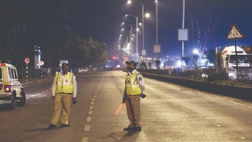 Night curfew timing now extended in Noida & Gzb