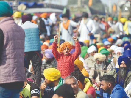 Govt should start vaccination centres at protest sites: SKM Govt should start vaccination centres at protest sites: SKM