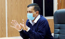 Kejriwal seeks 700 MT O2 supply to city, writes to Goyal Kejriwal seeks 700 MT O2 supply to city, writes to Goyal