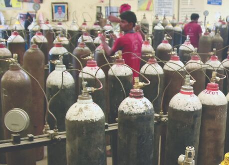 High Court asks Centre to examine oxygen availability in other states High Court asks Centre to examine oxygen availability in other states