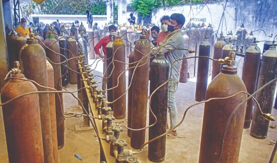 HC orders lockdown in 5 UP cities, state refuses to enforce it