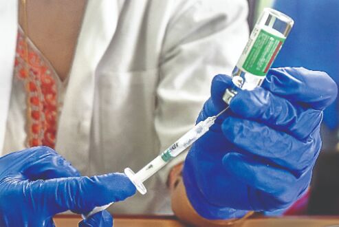 Everyone above 18 years eligible for Covid vaccine from May 1: Centre Everyone above 18 years eligible for Covid vaccine from May 1: Centre