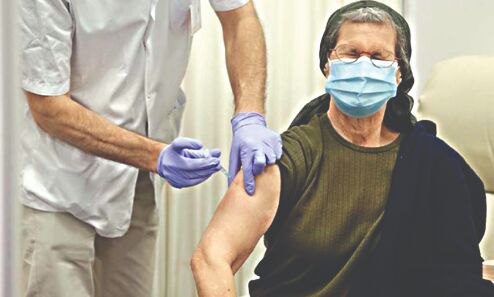 Italy starts distributing J&J vax for those over 60 Italy starts distributing J&J vax for those over 60