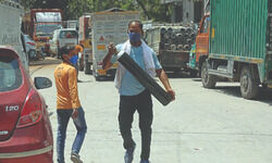 In HC, Delhi govt says suppliers too far as Centre agrees to look into this aspect In HC, Delhi govt says suppliers too far as Centre agrees to look into this aspect