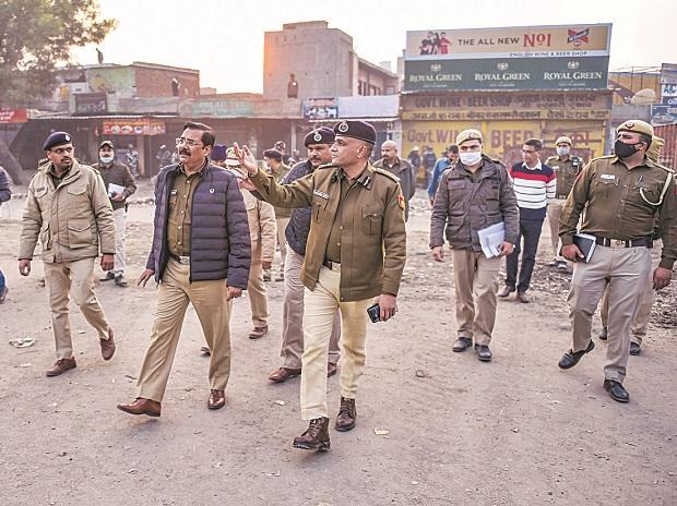 Delhi cop dies due to COVID-19