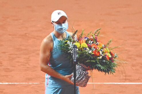 Barty beats Elina Svitolina to reach Stuttgart final Barty beats Elina Svitolina to reach Stuttgart final