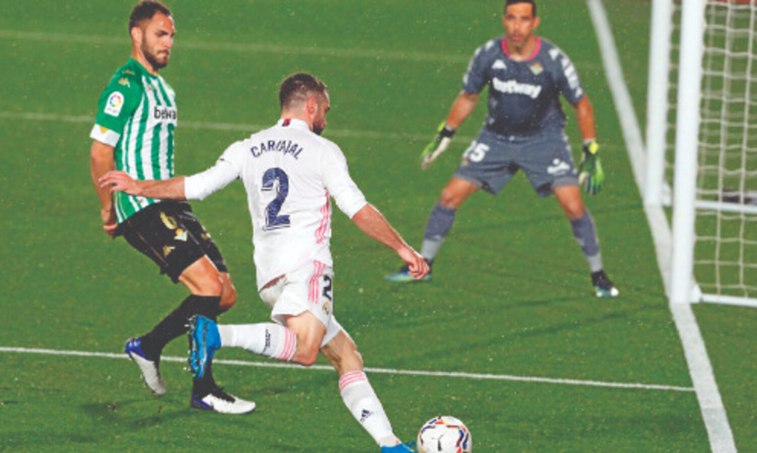 Real Madrid slip in title race after held by Betis to 0-0