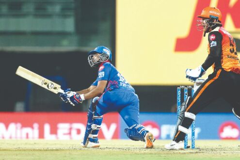IPL 2021: DC beat SRH in thrilling Super Over contest
