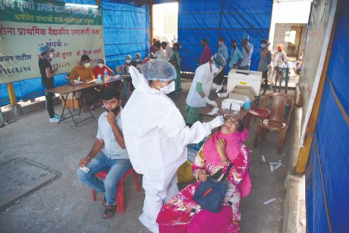 Fresh Covid cases drop to 48,700 in Maha, 524 die Fresh Covid cases drop to 48,700 in Maha, 524 die