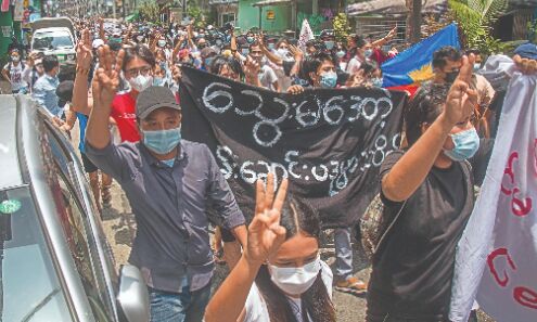 Myanmar guerrillas capture govt base; airstrikes follow