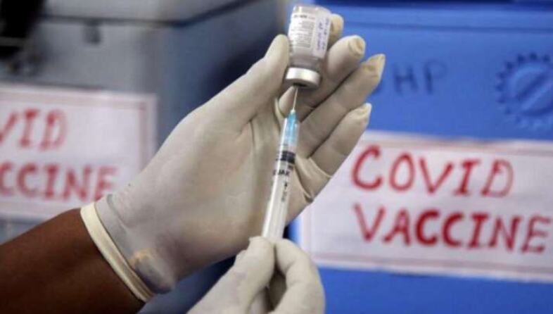 COVID-19 vaccine: Registration for above 18-years to start at 4 pm Wednesday COVID-19 vaccine: Registration for above 18-years to start at 4 pm Wednesday