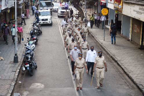 COVID-19 curbs in Maharashtra extended by 15 days: Tope COVID-19 curbs in Maharashtra extended by 15 days: Tope