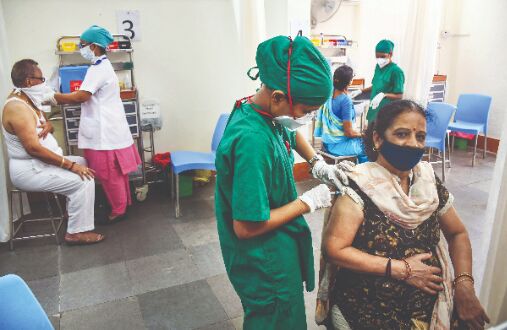 Maharashtra reports 63,309 Covid cases and 985 deaths Maharashtra reports 63,309 Covid cases and 985 deaths