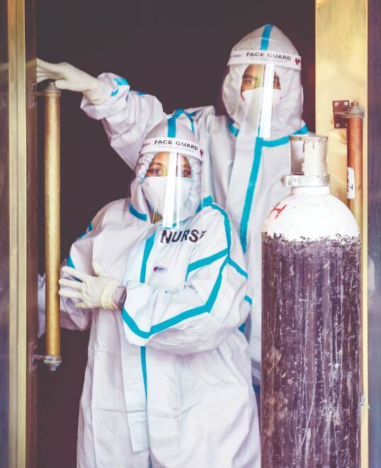 Record 395 deaths in city; positivity rate over 32%