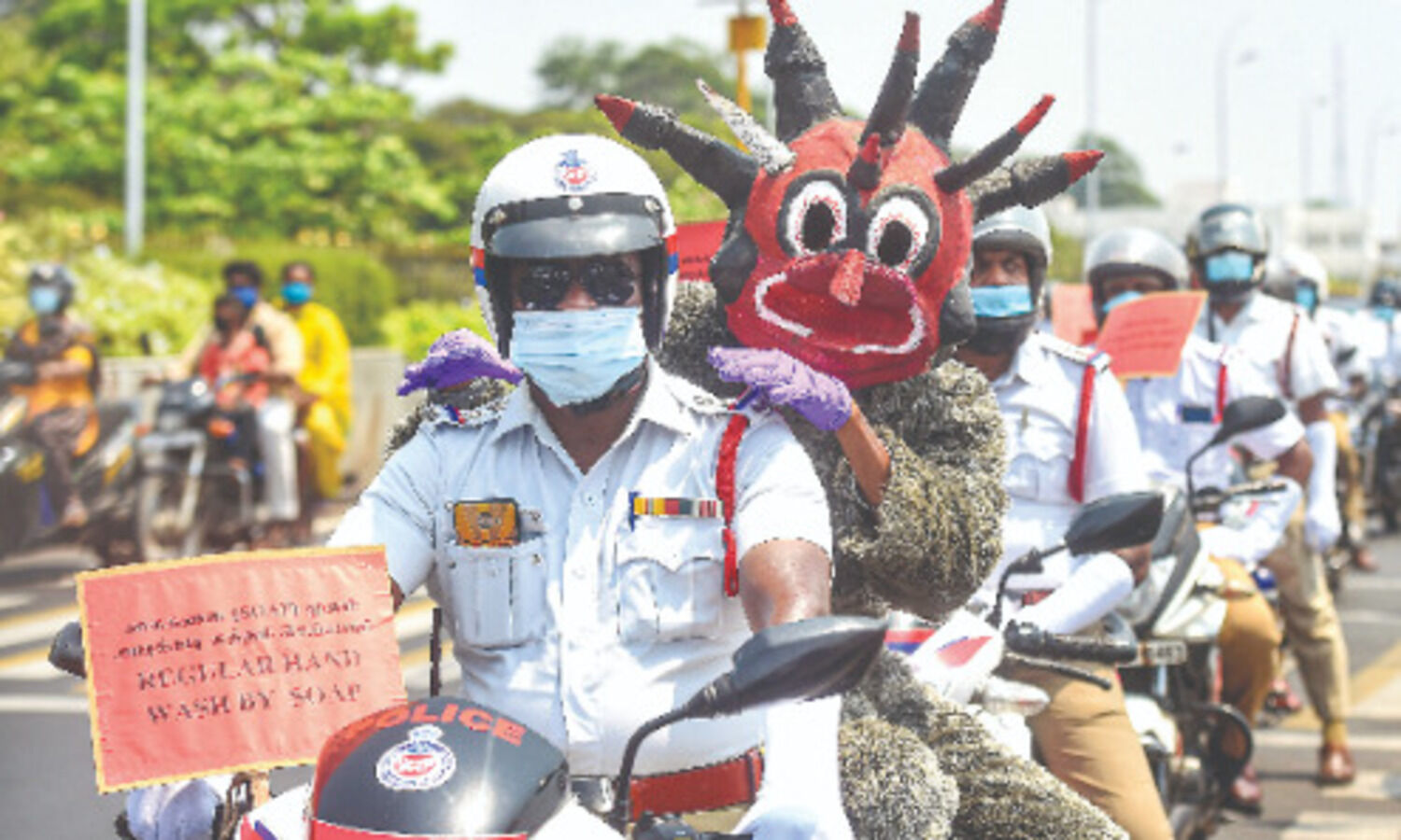 Health Min warns against misplaced bravery