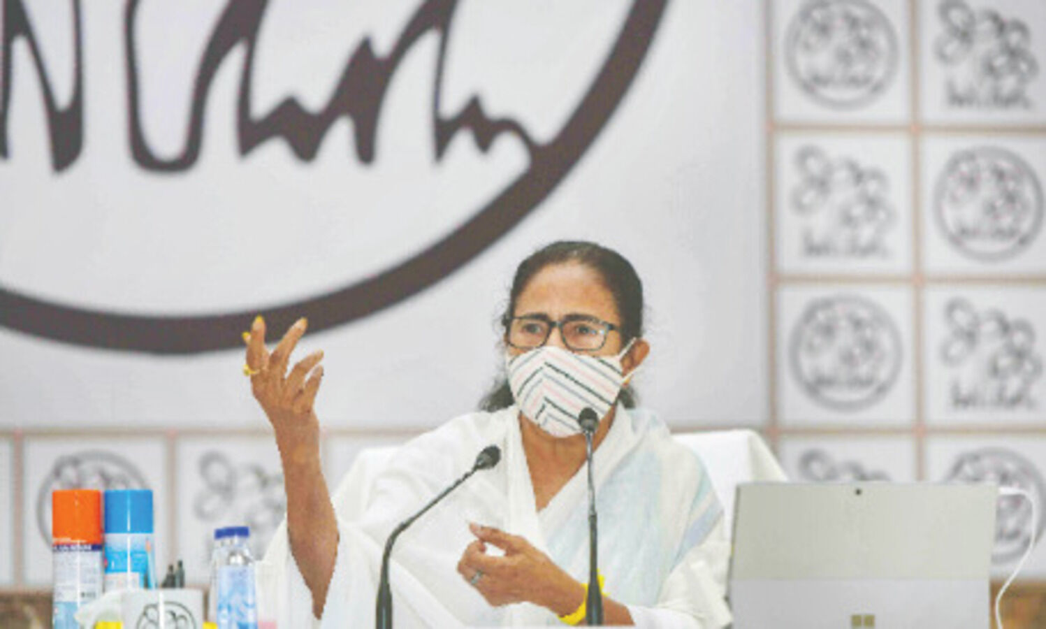 Will come back but stay alert till last vote is counted: Mamata