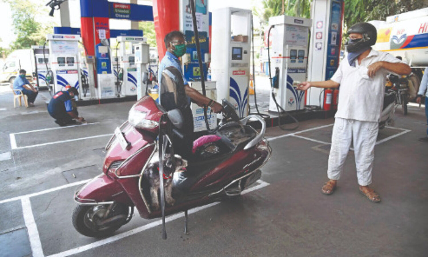 Indias fuel sales drop in April on second Coronavirus wave