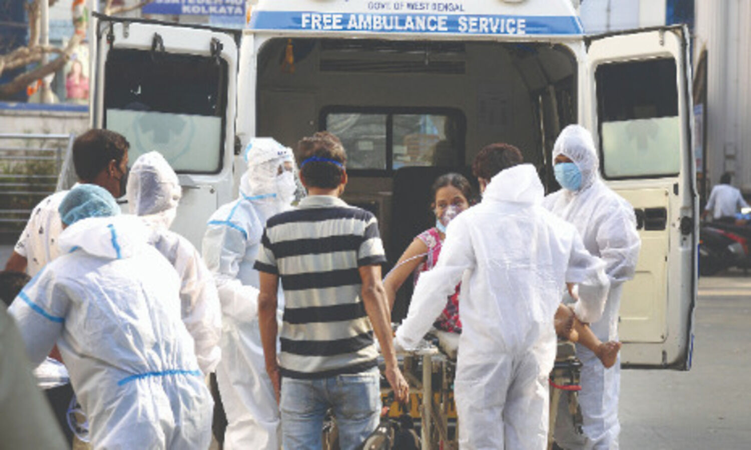 State logs 17,515 fresh cases;   92 die in the past 24 hours