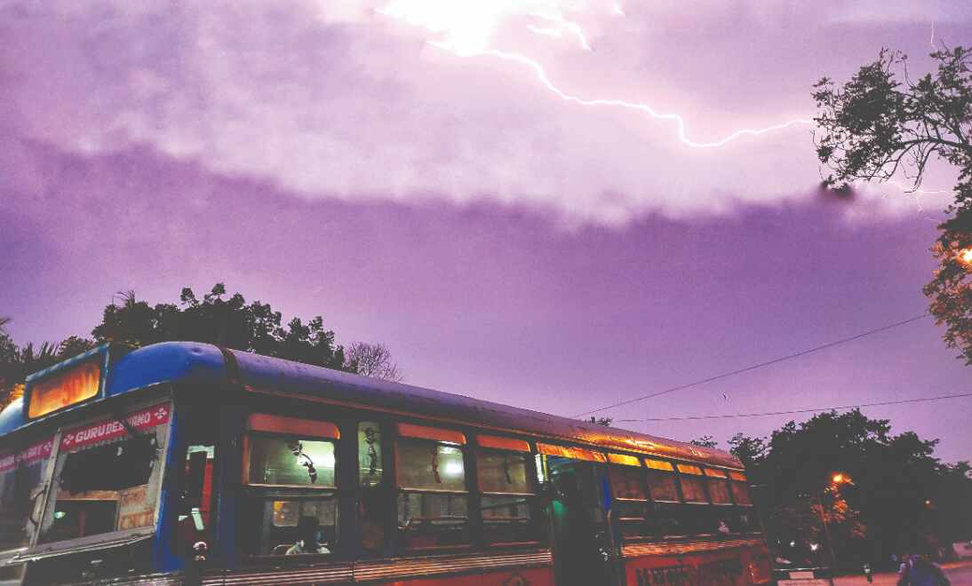 Scattered rain, gusty winds bring down temp in S Bengal dists: MeT