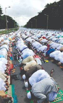 Organisers await govts nod for hosting Eid namaz on Red Road