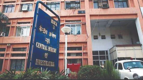 ISRO espionage case: CBI lodges FIR against erring cops ISRO espionage case: CBI lodges FIR against erring cops