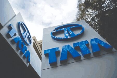 Tata Motors to hike passenger vehicle prices from today Tata Motors to hike passenger vehicle prices from today