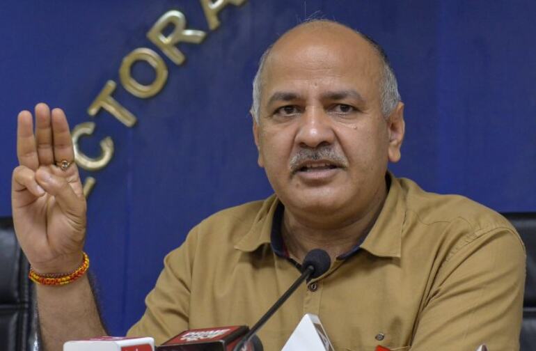 Dy CM urges Centre to maintain 700MT of O2 supply to Delhi