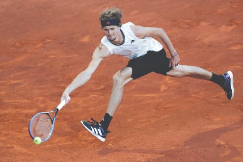 Zverev beats Thiem to return to final Zverev beats Thiem to return to final